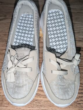 Comfy Low Cut Deck Shoes/Loafers, NWOT,  Mixed Fabric Women's Size 8